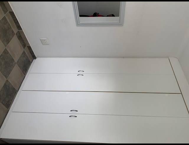 2 BEDROOM PROPERTY TO RENT IN ESCOMBE